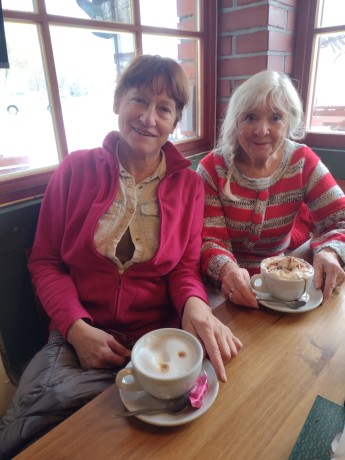 Pohoda v bistru Okoř