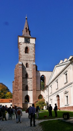 Nedostavěný chrám