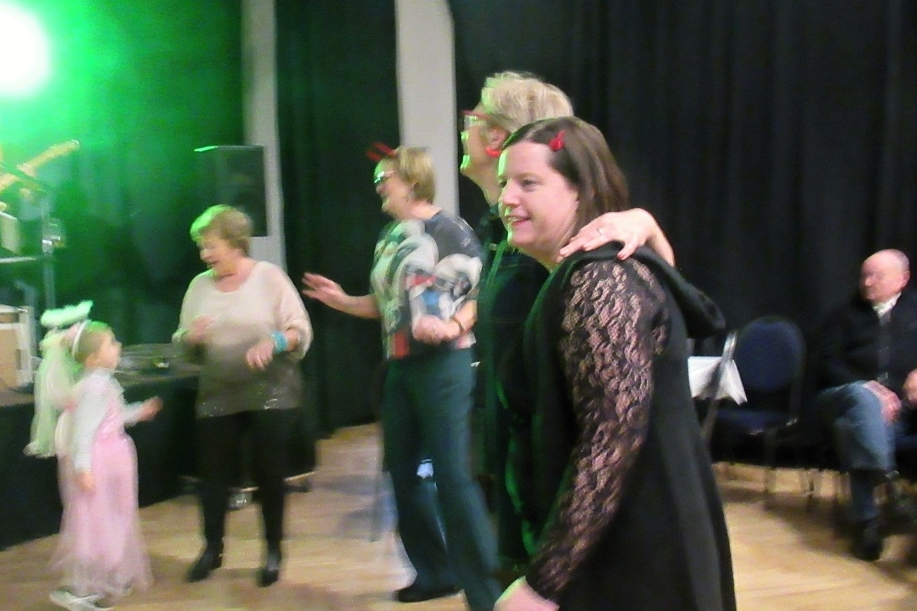 tančilo se ostošest